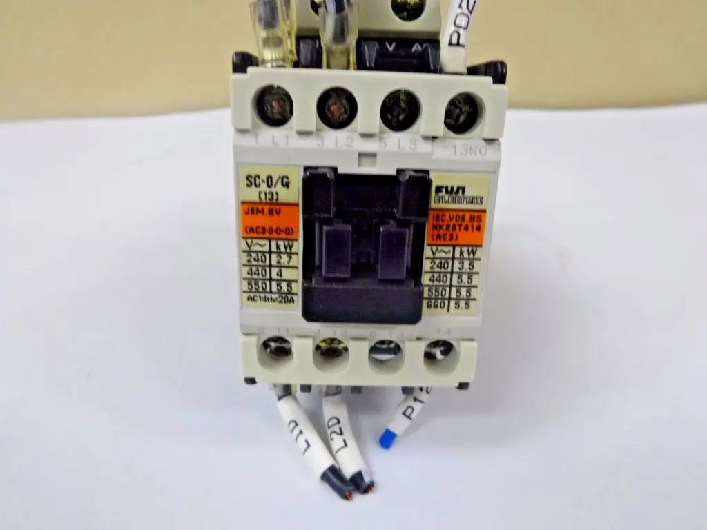FUJI ELECTRIC SC13AG CONTACTOR-SKU 000 439C