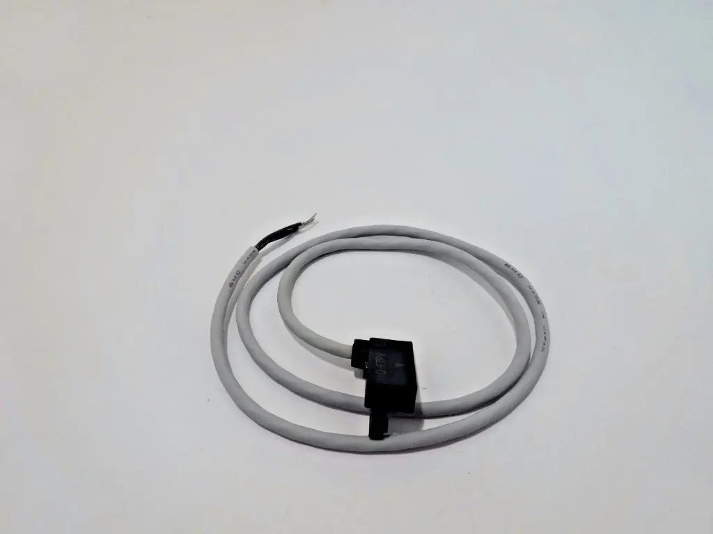 SMC PHOTOELECTRIC SWITCH DF7PV-SKU 000 342B