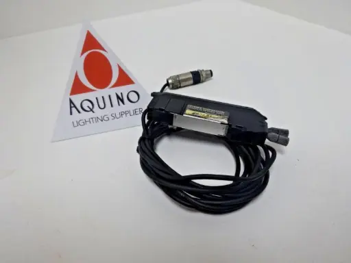 KEYENCE CORPORATION FS-V32P PHOTOELECTRIC AMPLIFIER FIBER OPTIC SENSOR-SKU 200 165C 